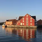 Finnoya With 180* Atlantic Veiw