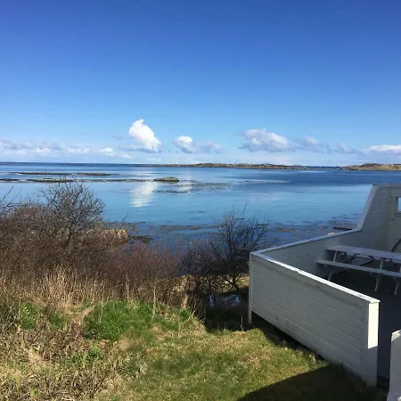 Semesterbostad Finnoya With 180* Atlantic Veiw