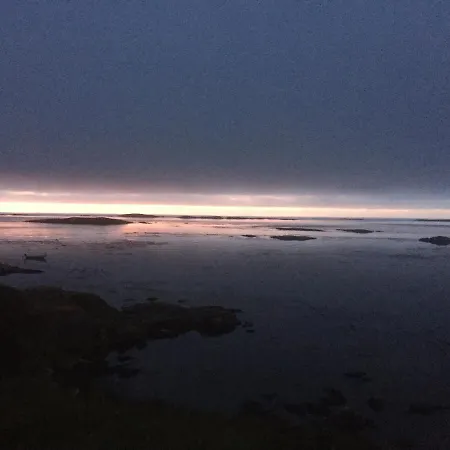 Finnoya With 180* Atlantic Veiw Feriehus *