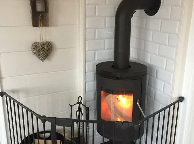 Finnoya With 180* Atlantic Veiw * Finnoy