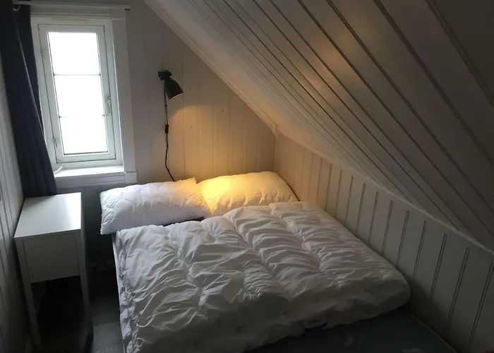 Feriehus Finnoya With 180* Atlantic Veiw