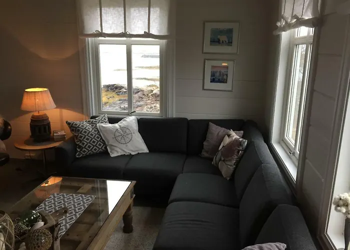 Finnoya With 180* Atlantic Veiw Feriehus *