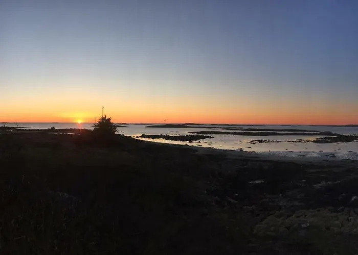 Finnoya With 180* Atlantic Veiw Дом отдыха Finnoy