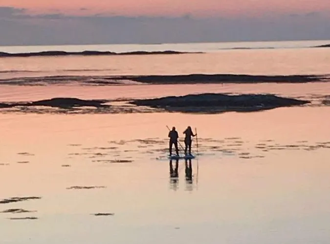 Finnoya With 180* Atlantic Veiw Feriehus